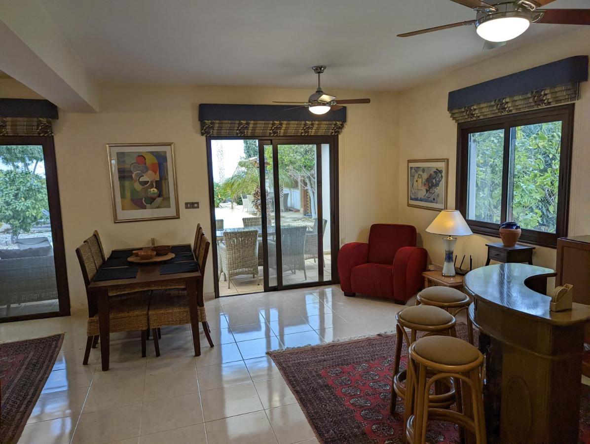 Pontus - Stunning Views & Privacy In Beautiful Garden With Pool & Hot Tub Pousada