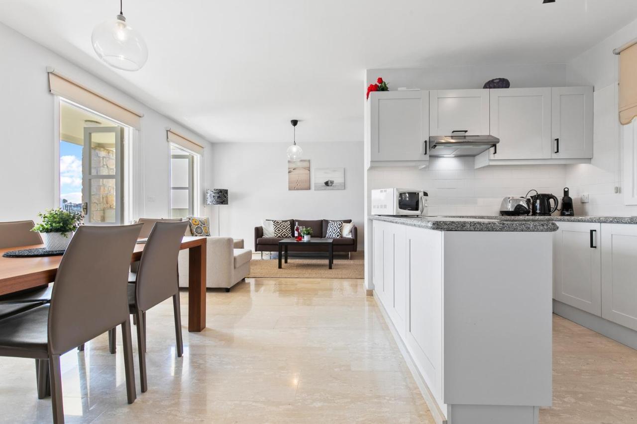 2 Bedroom Avdimou With Stunning Sea Views, Aphrodite Hills * Kouklia