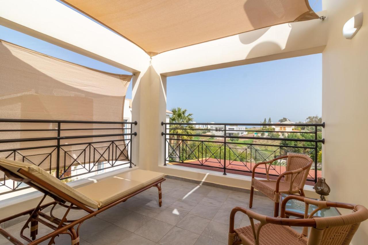 Villa Sandy Polis