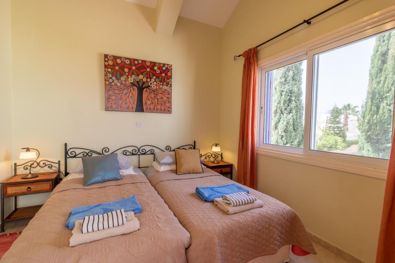 Sandy Villa *