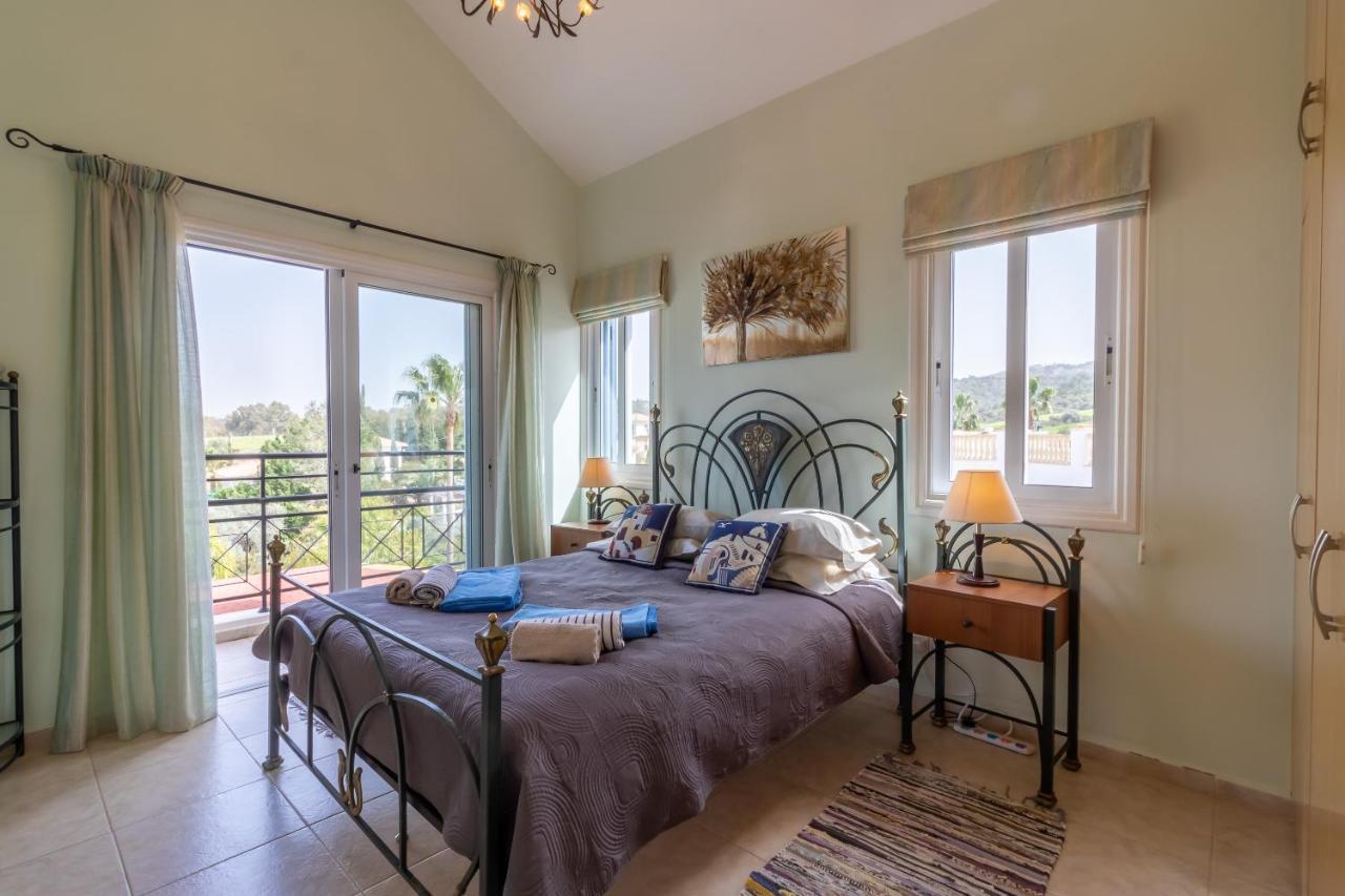 Sandy Villa