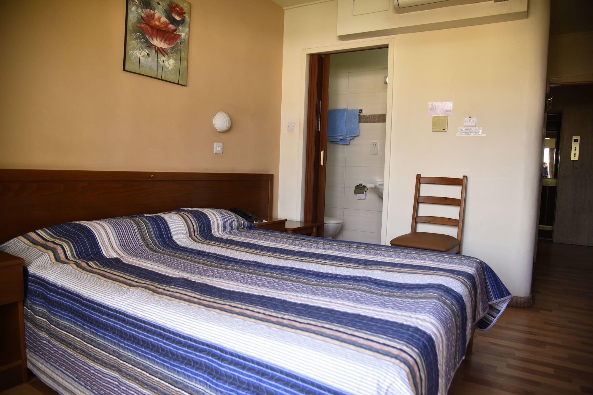 Elysso Hotel 2*