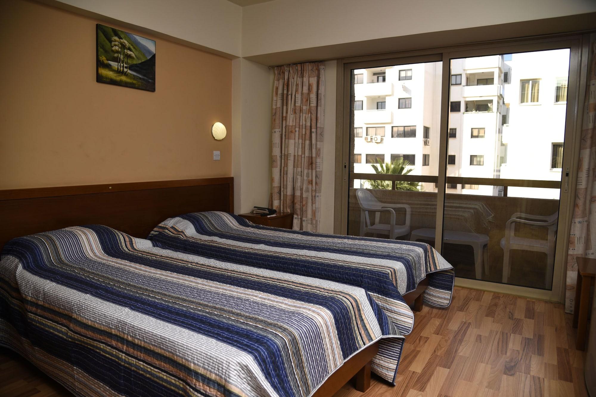 Elysso 2* Larnaca