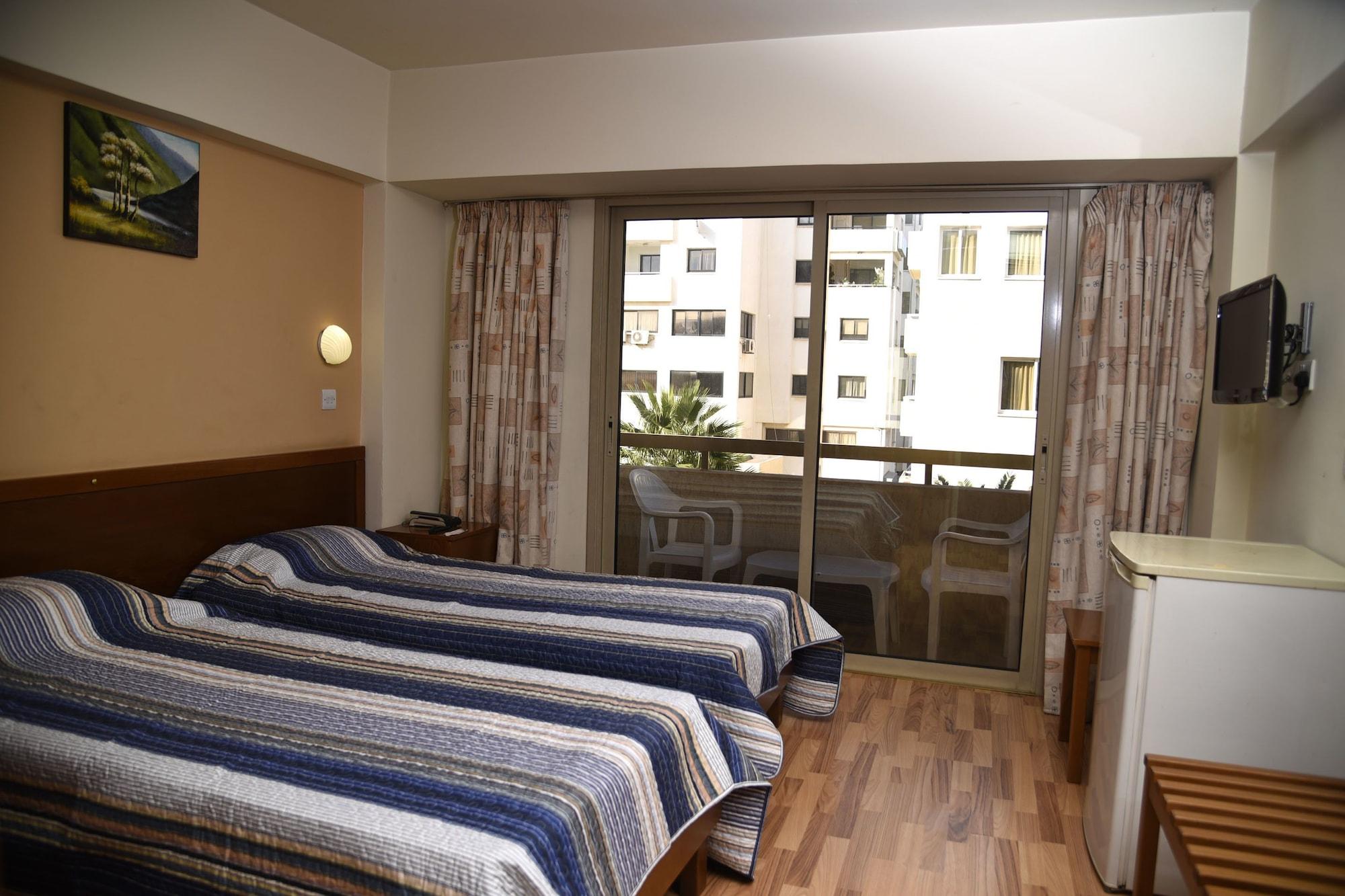 Hotel Elysso 2*