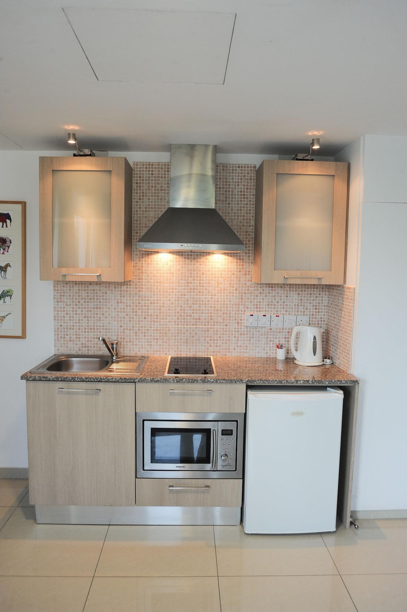 Aparthotel Frixos Larnaca