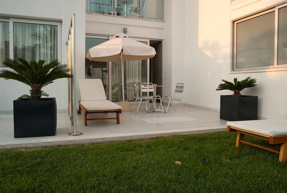 Frixos 3* Larnaca