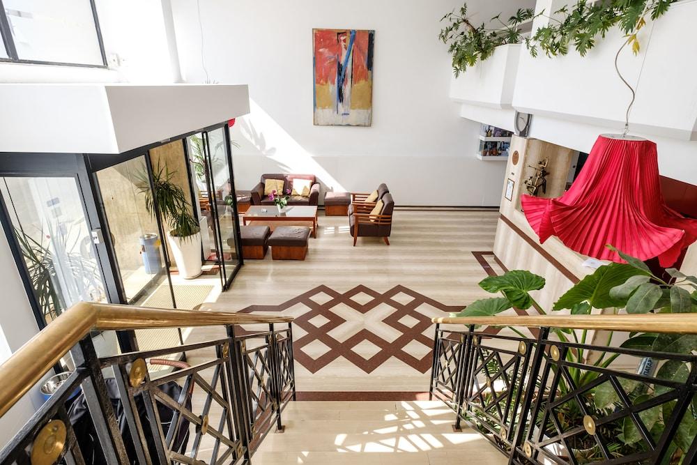 Atrium Zenon 3* Larnaca