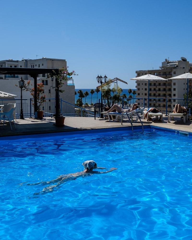 Atrium Zenon 3* Larnaca