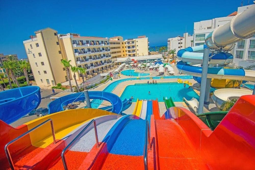 Anastasia Splash Residences Aparthotel