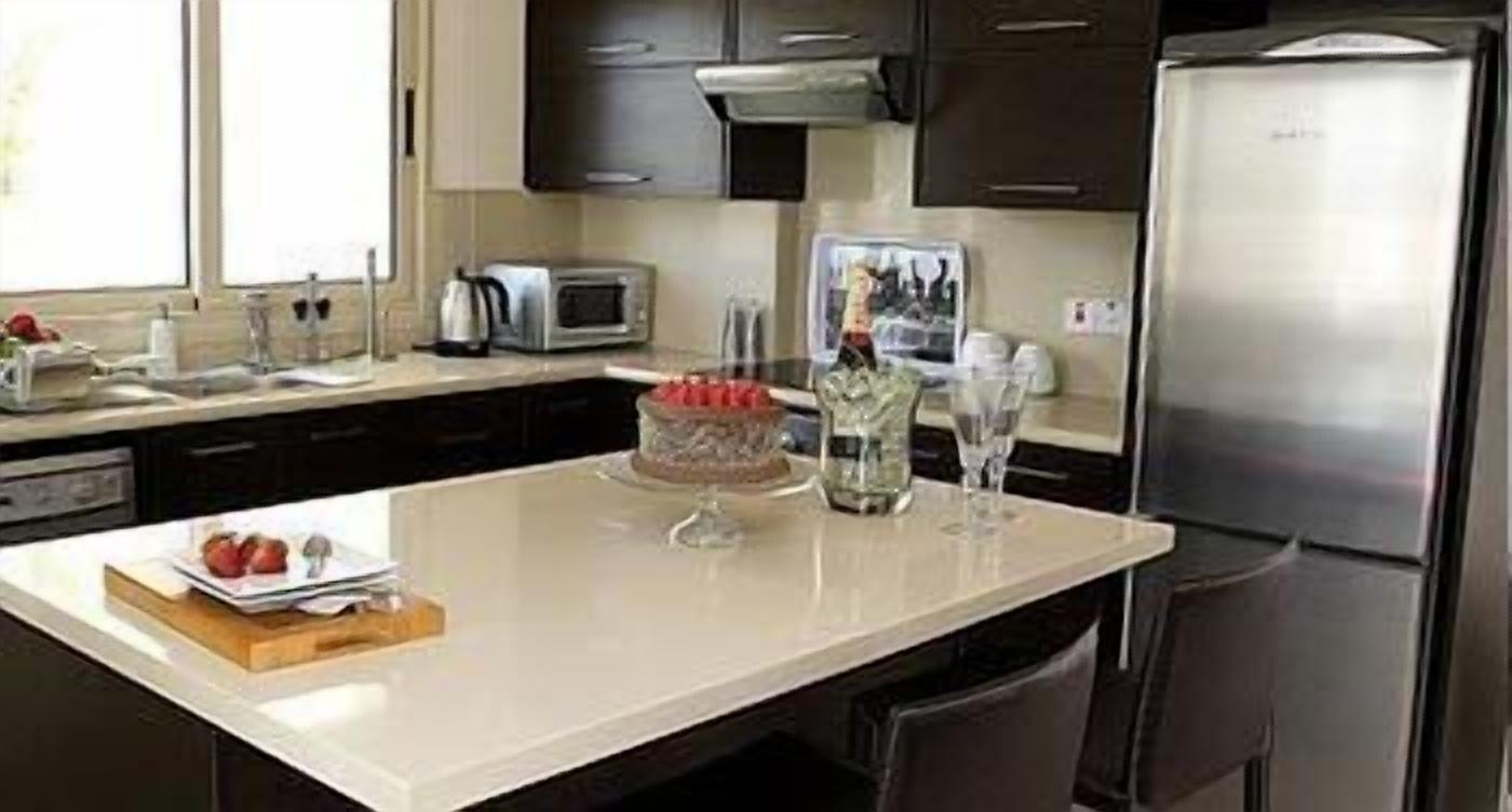 Amadora Luxury Villas *