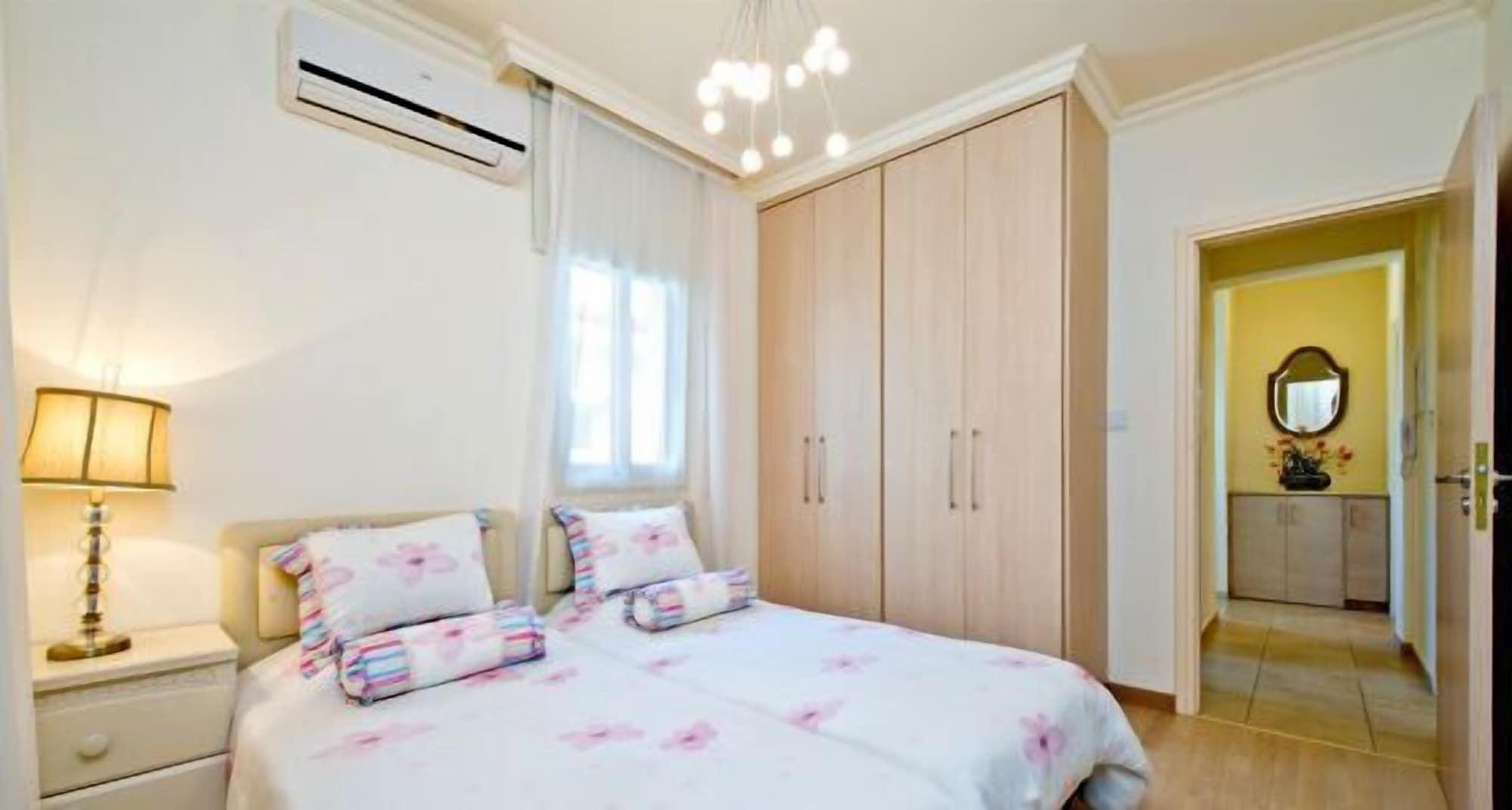 Amadora Luxury Villas Villa *