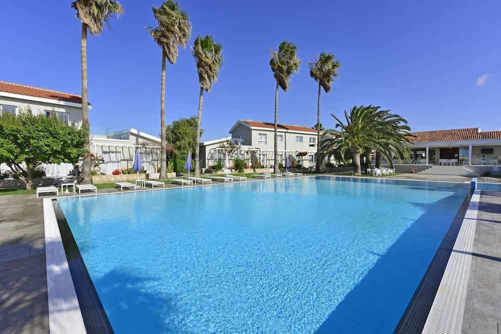 Mon Repos Agia Napa