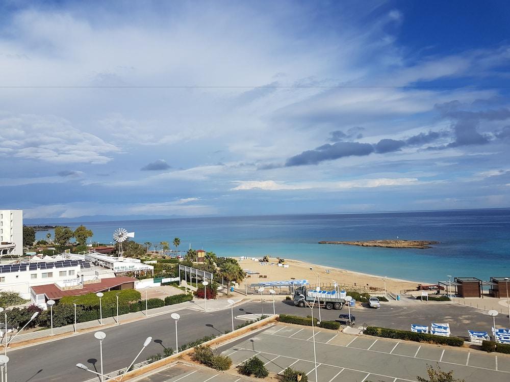 Aparthotel Astreas Protaras