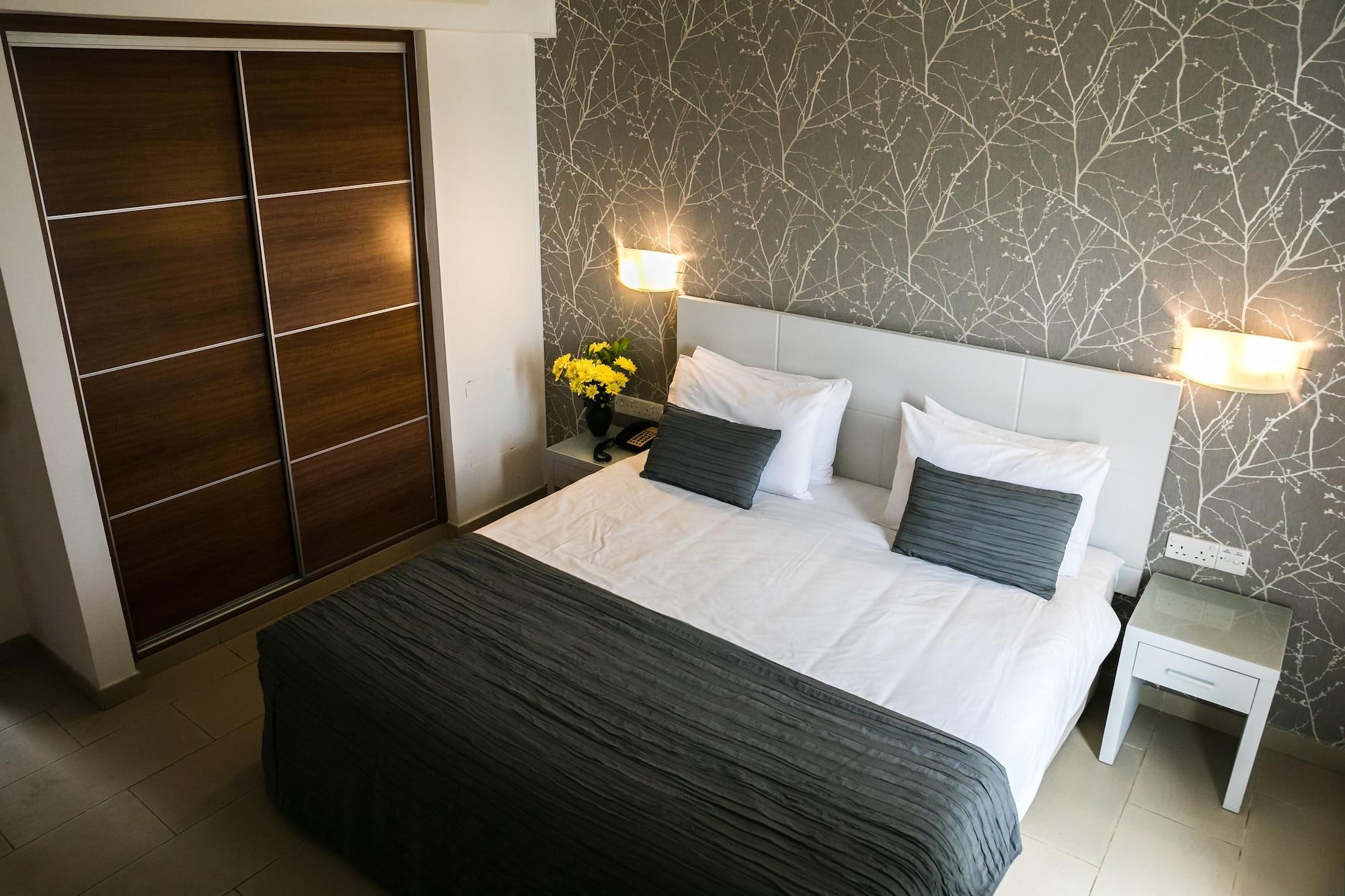 Theo Sunset Bay 4*