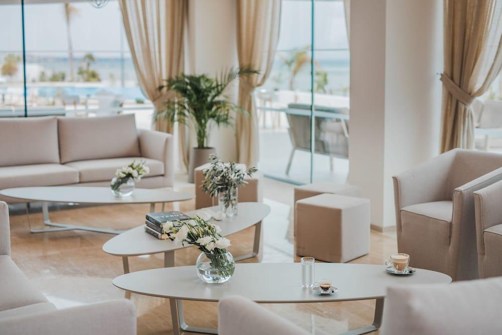 Lebay 3* Larnaca