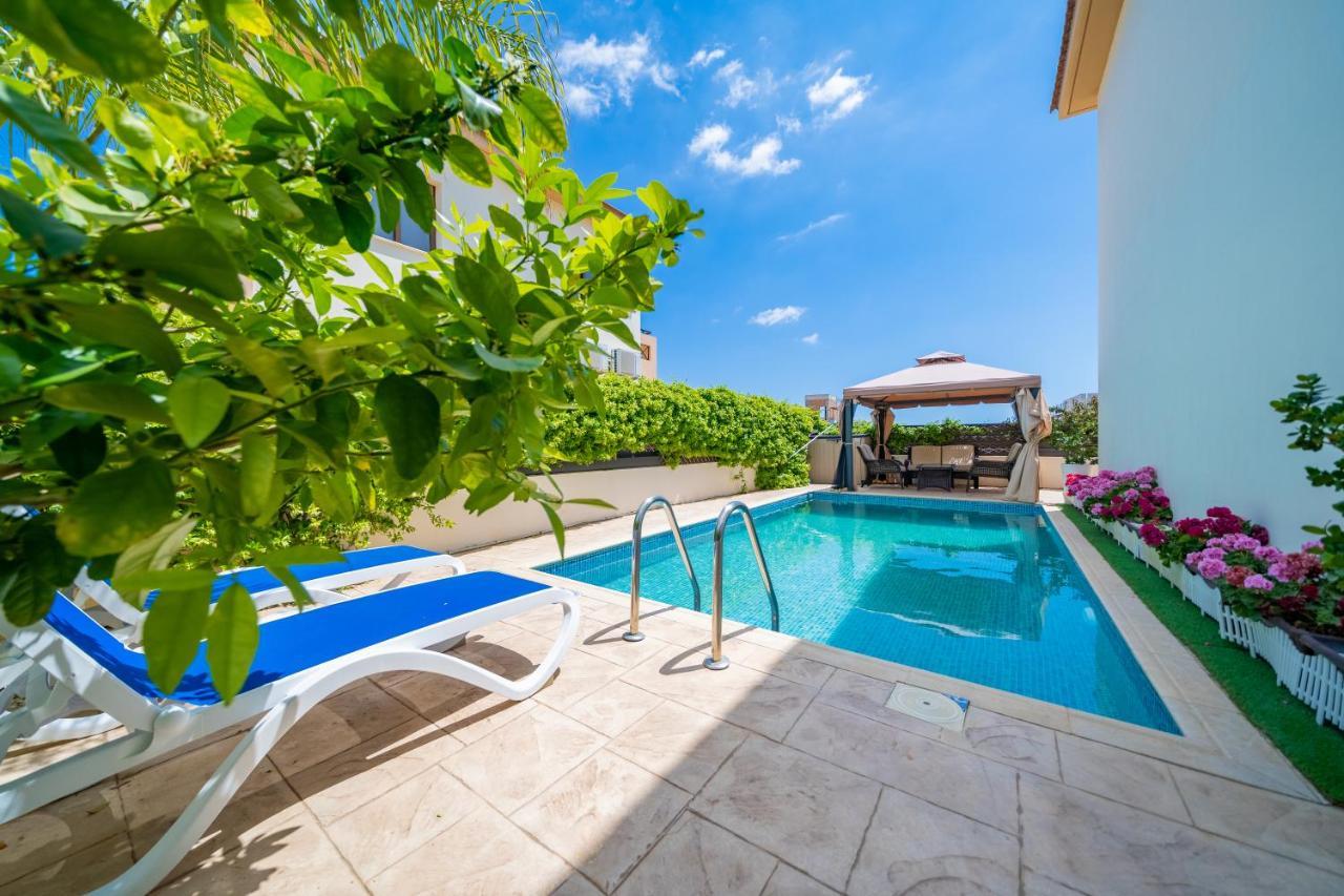 Villa Carina For 6 Persons