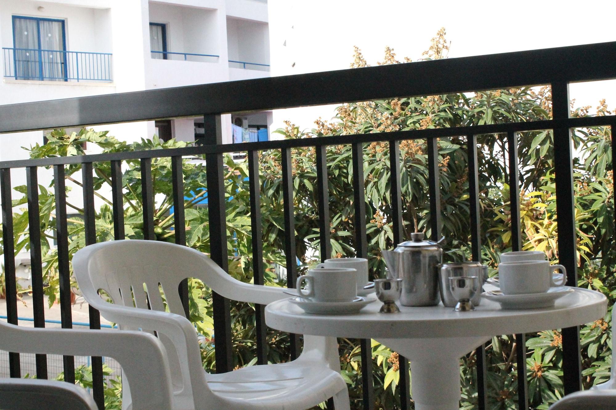 A Maos Aparthotel 3*