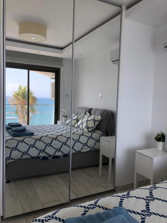 Blue Escape Apartment