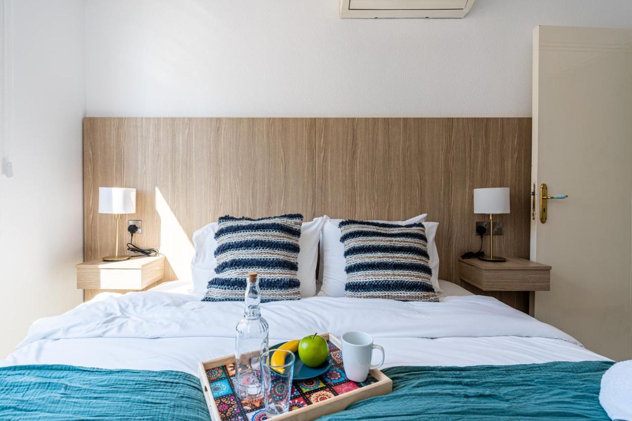 Apartment Whispering Palms 1-br By Finikoudes *