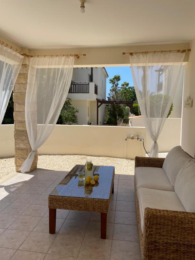 Villa Denis, Marine Drive, Coral Bay *