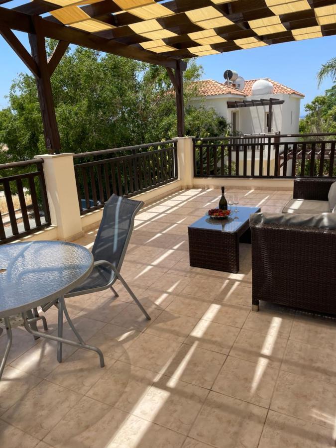 Villa Denis, Marine Drive, Coral Bay *