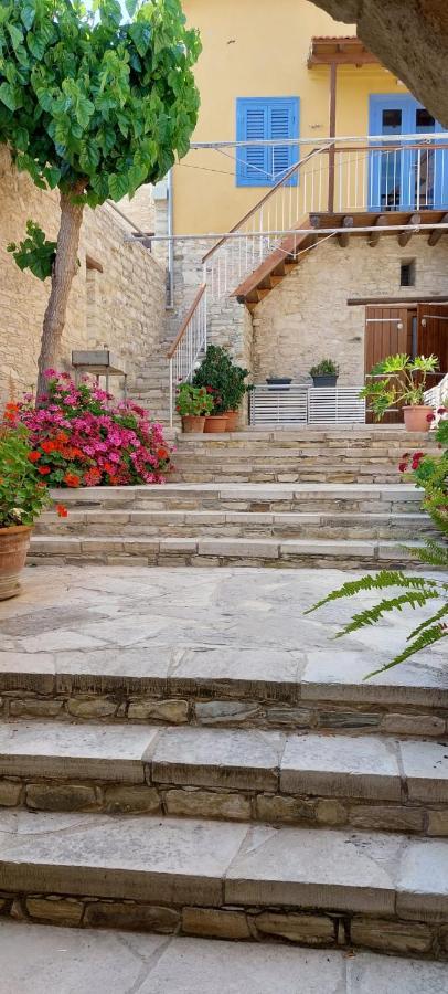 Chácara Anesi House Skarinou