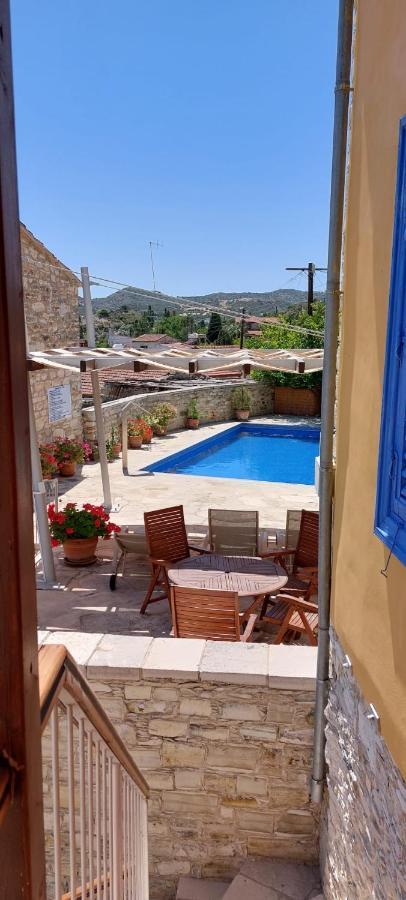 Anesi House Skarinou