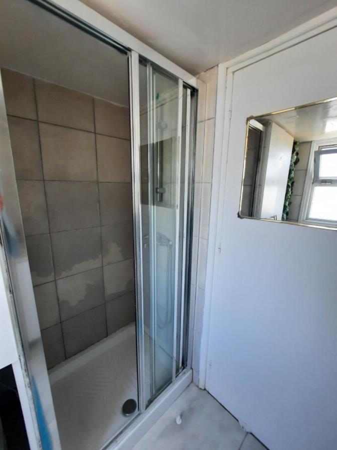 Sea-esta Seaview Apartment, 200 Meters To The Appartement