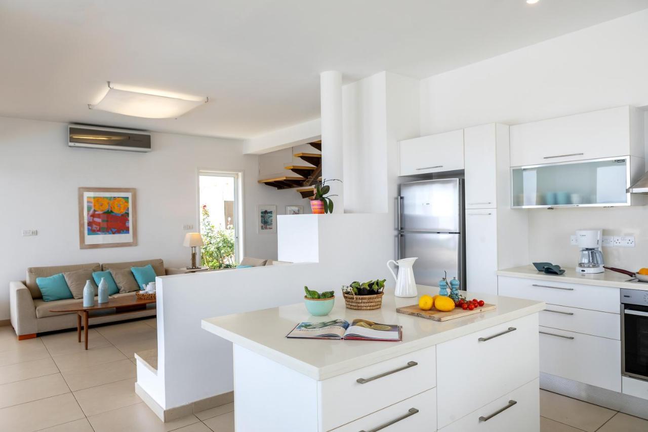Villa Protaras Beachfront Villa Alia *
