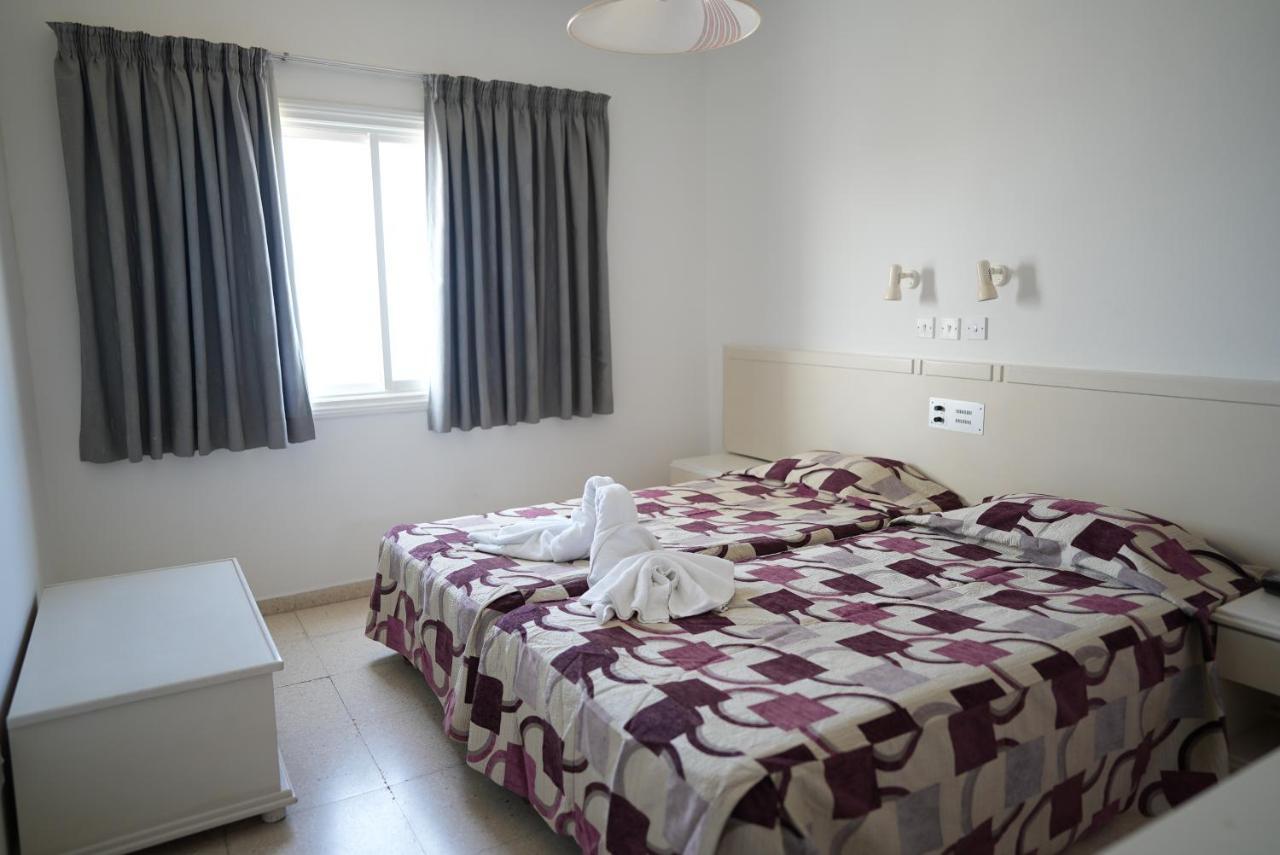 Astreas Aparthotel