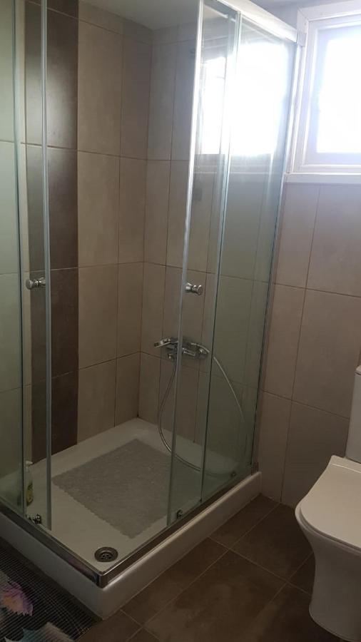 Panorama House, 5 Meters To The Sea Vakantiehuis Perivolia