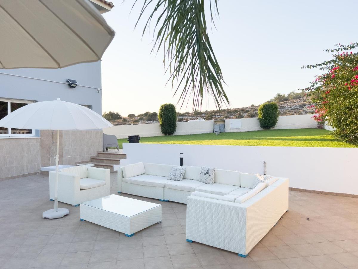 Villa Grand Lynn Seaview Agia Napa