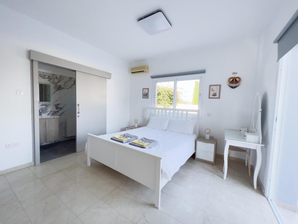Grand Lynn Seaview Villa