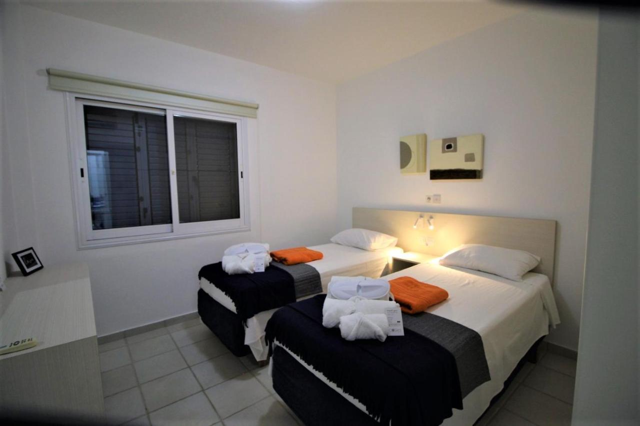 Cosea Living: Seaside 2 Bedroom Flat Kings Palace 209 Apartment Paphos