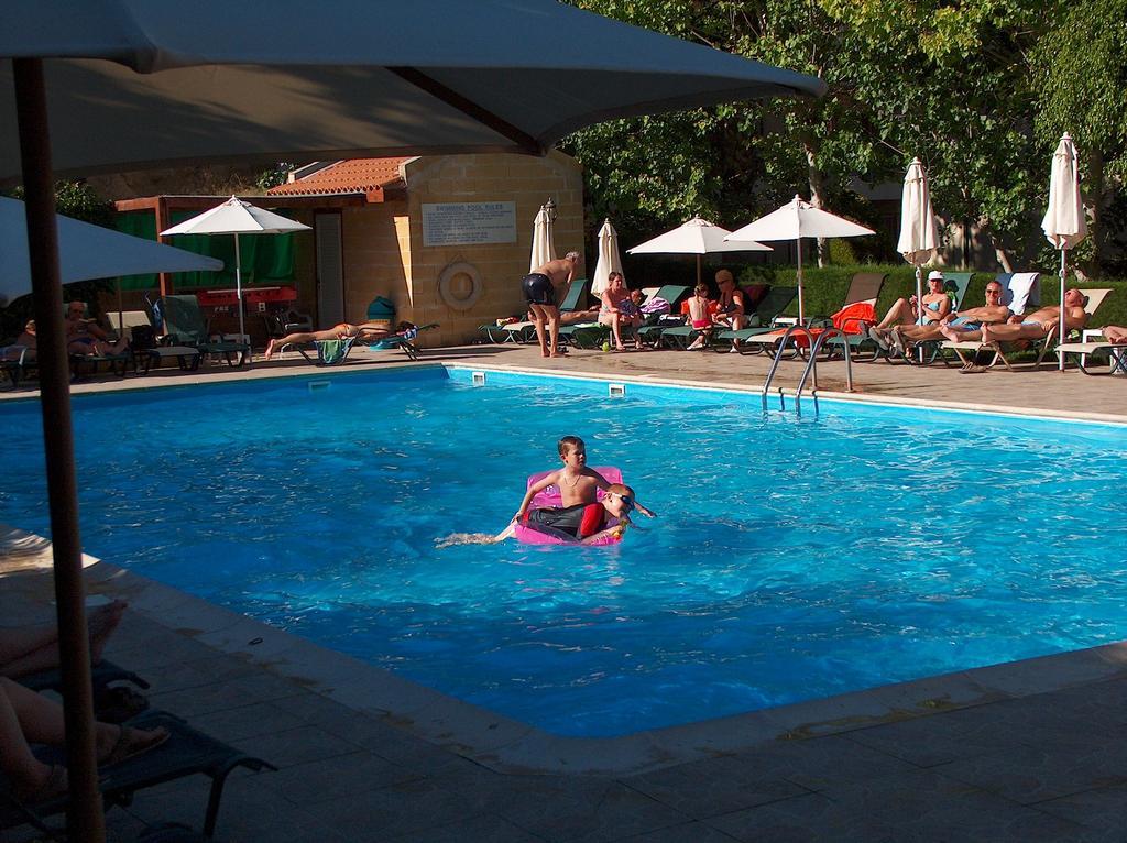 Kotzias 3* Pissouri