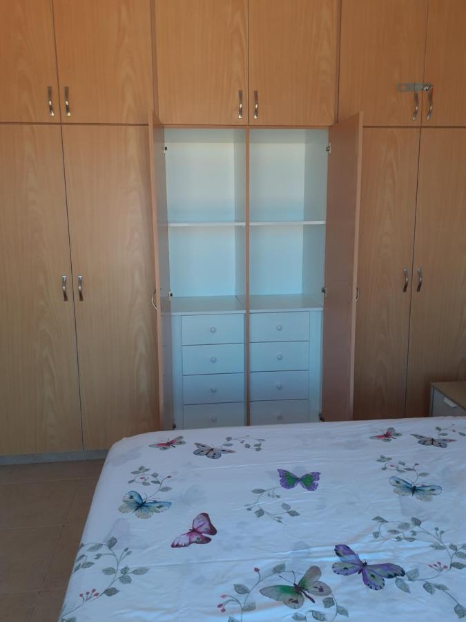 Beautiful 2-bed House In Paphos Mandria (Paphos)