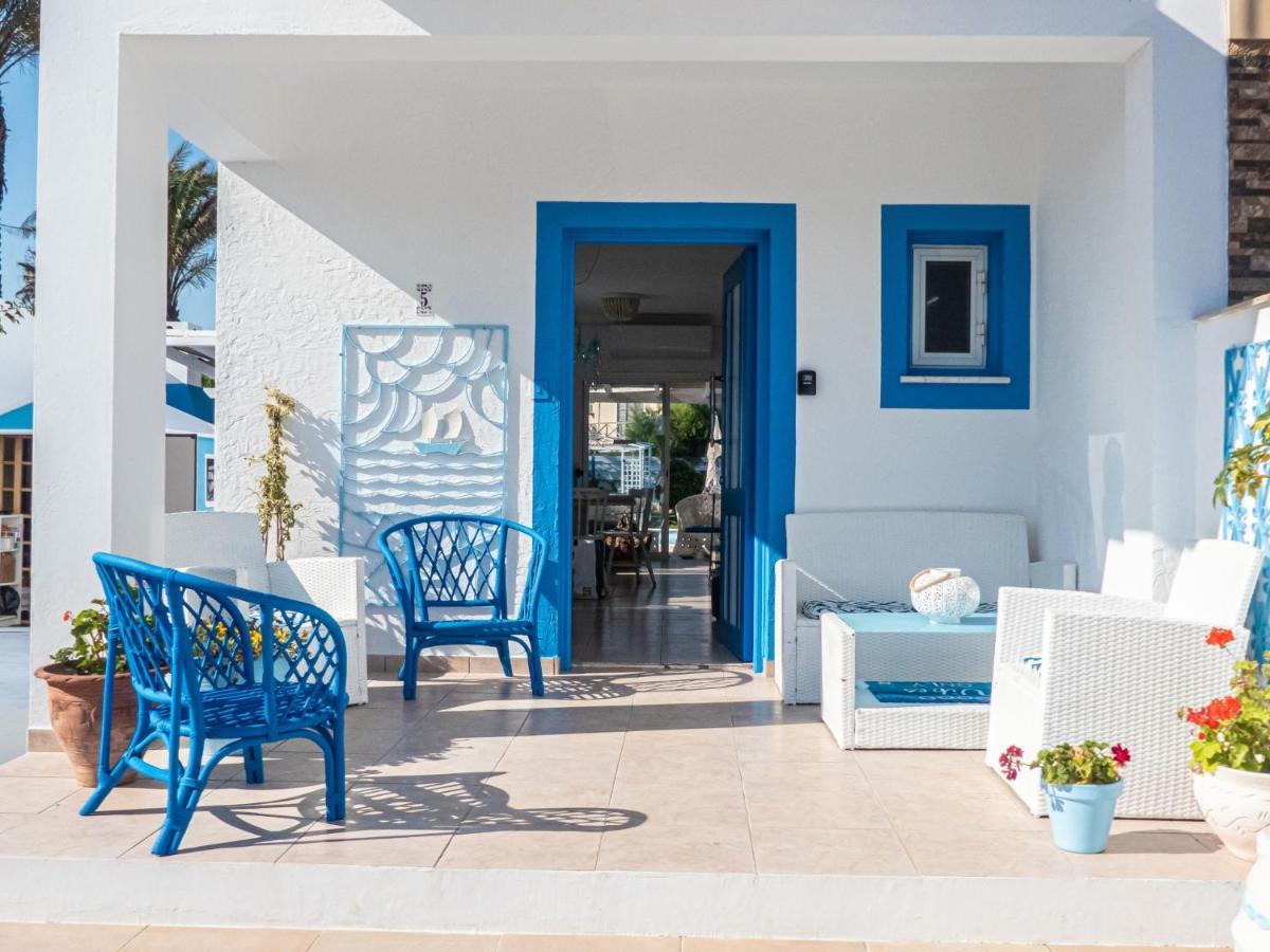 Greek Island Style 2 Bedroom With Pool Next To The Sea