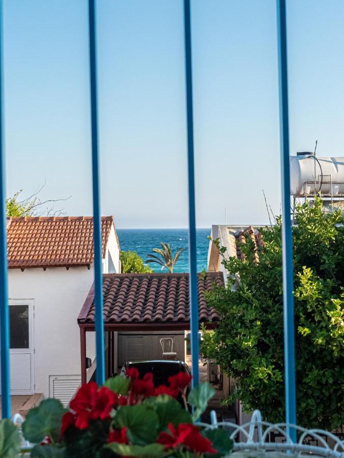 Pousada Greek Island Style 2 Bedroom With Pool Next To The Sea Lárnaca