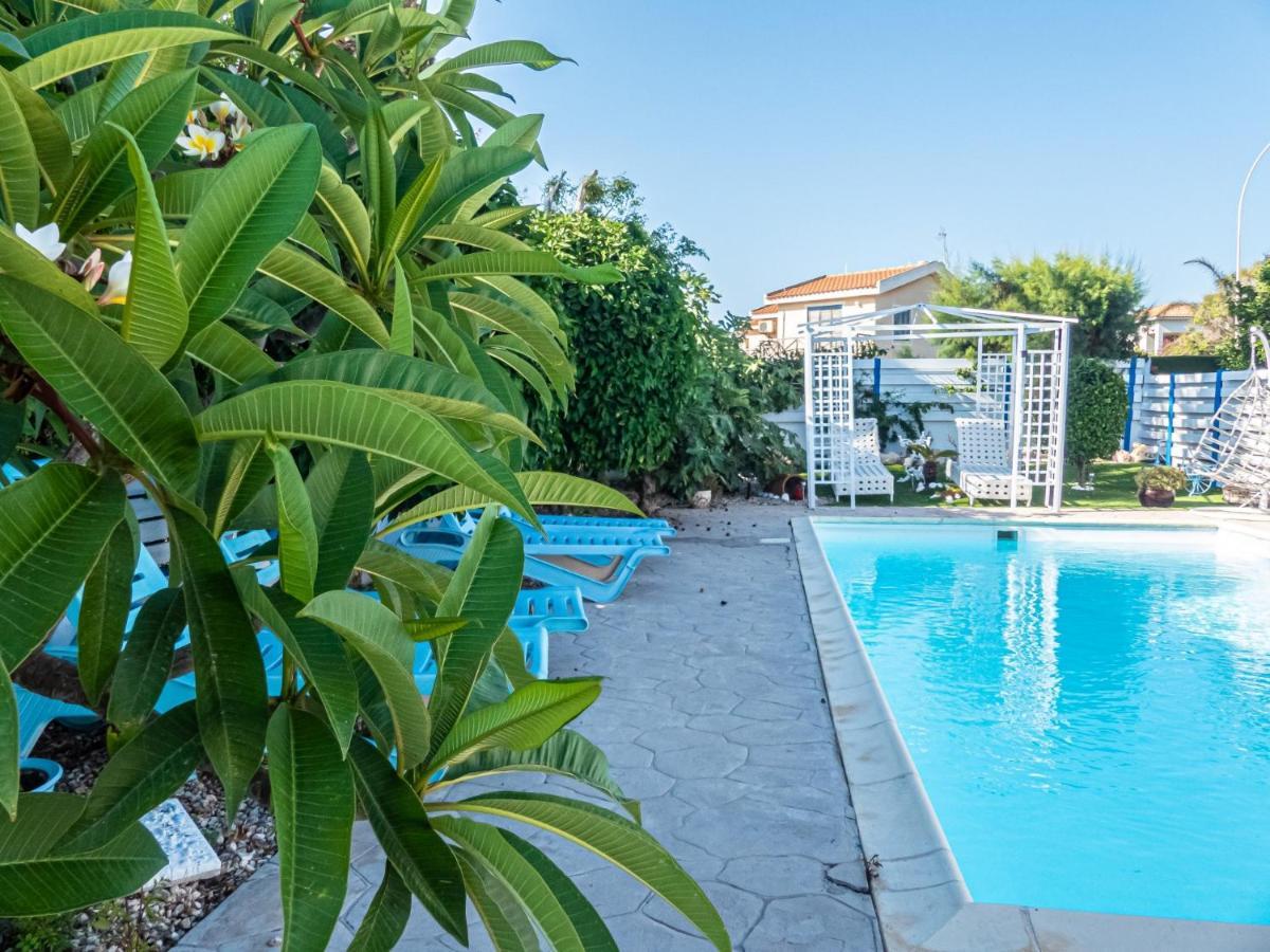 Greek Island Style 2 Bedroom With Pool Next To The Sea Pousada *