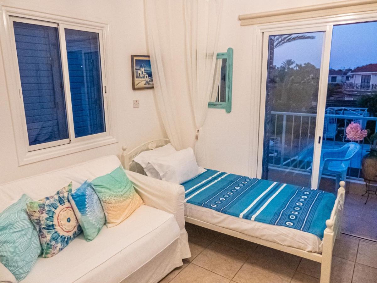 Pousada Greek Island Style 2 Bedroom With Pool Next To The Sea Lárnaca