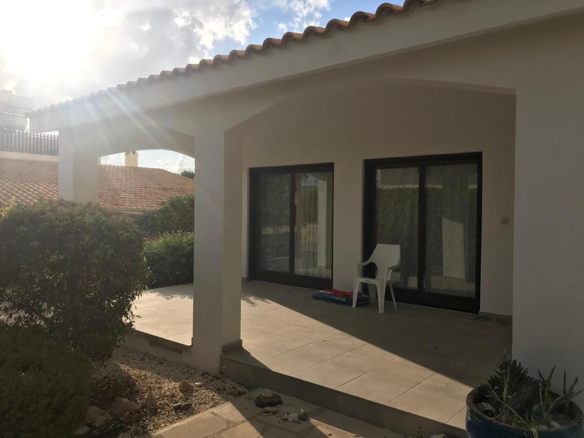 Ambios Villa Peyia