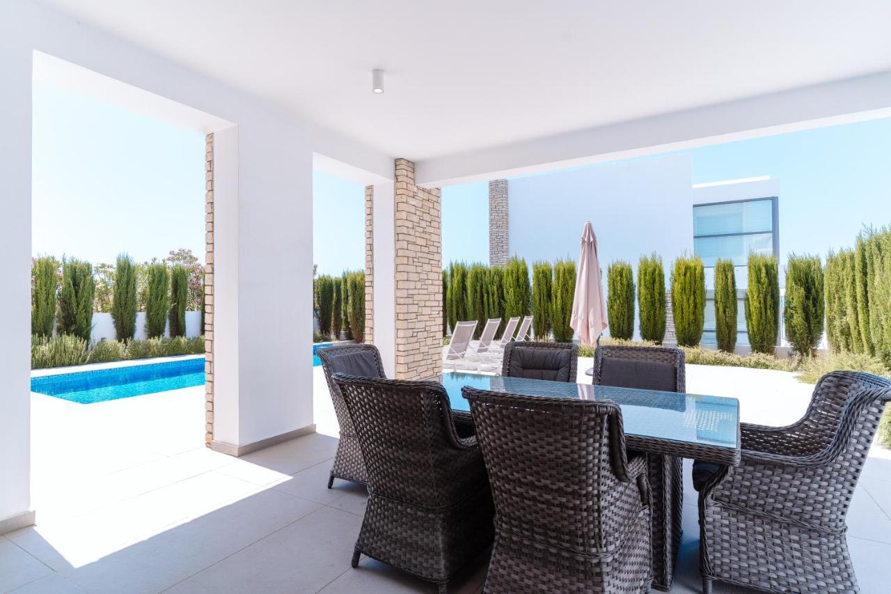 Coral Residences Villa Coral Bay