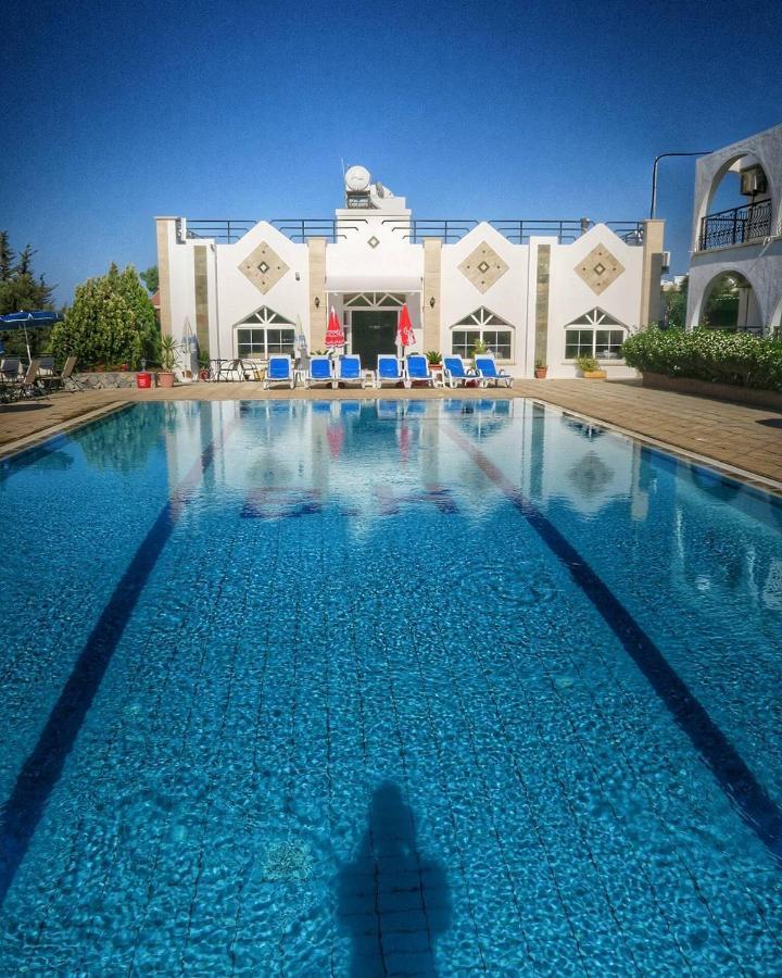 Bare Hill Aparthotel *