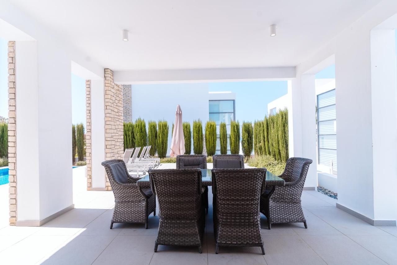 Coral Residences Villa *