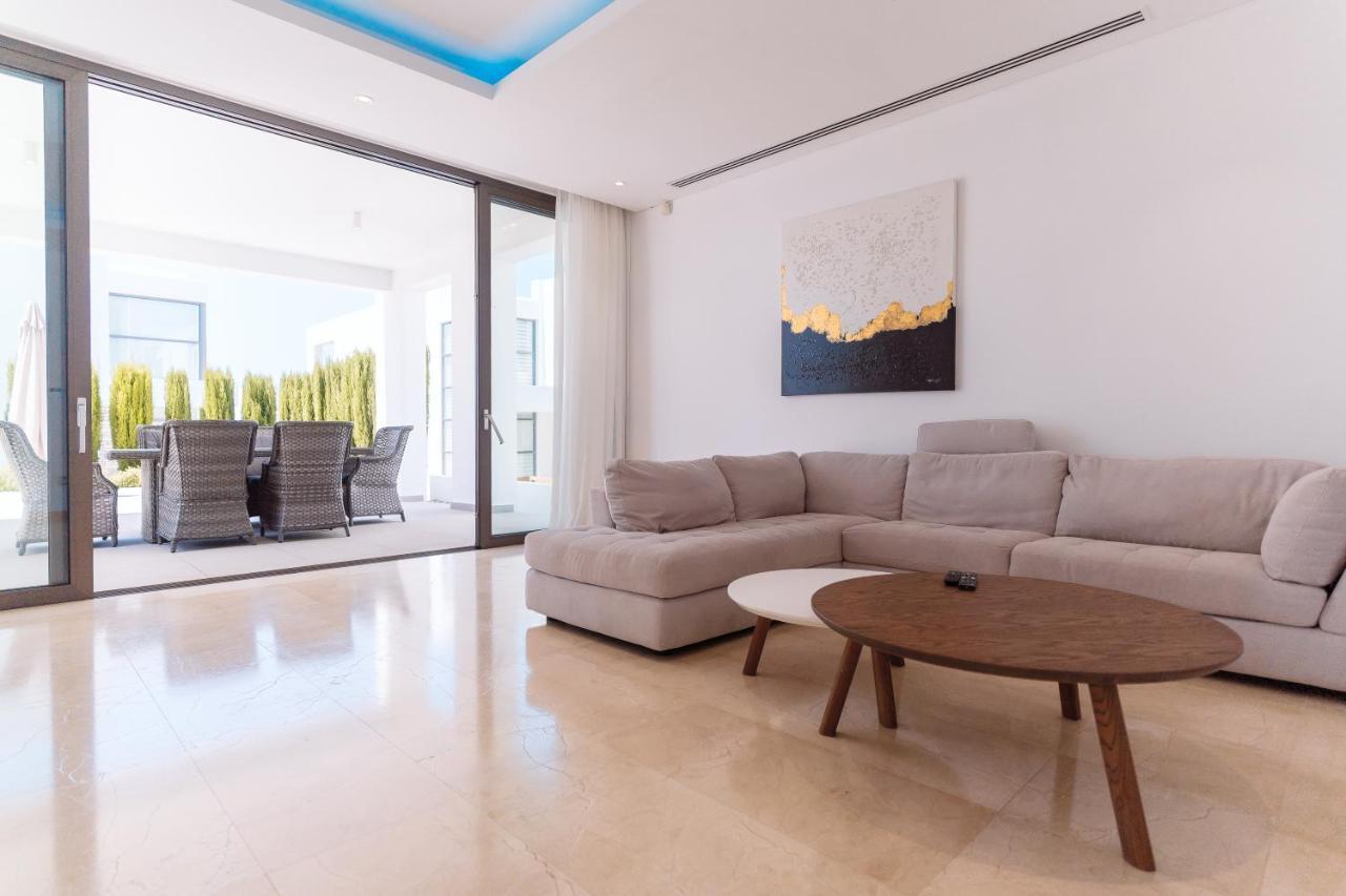 Coral Residences Coral Bay