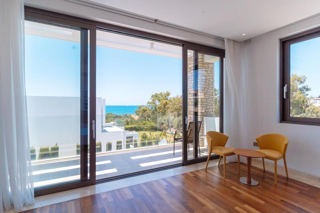 Coral Residences Villa *