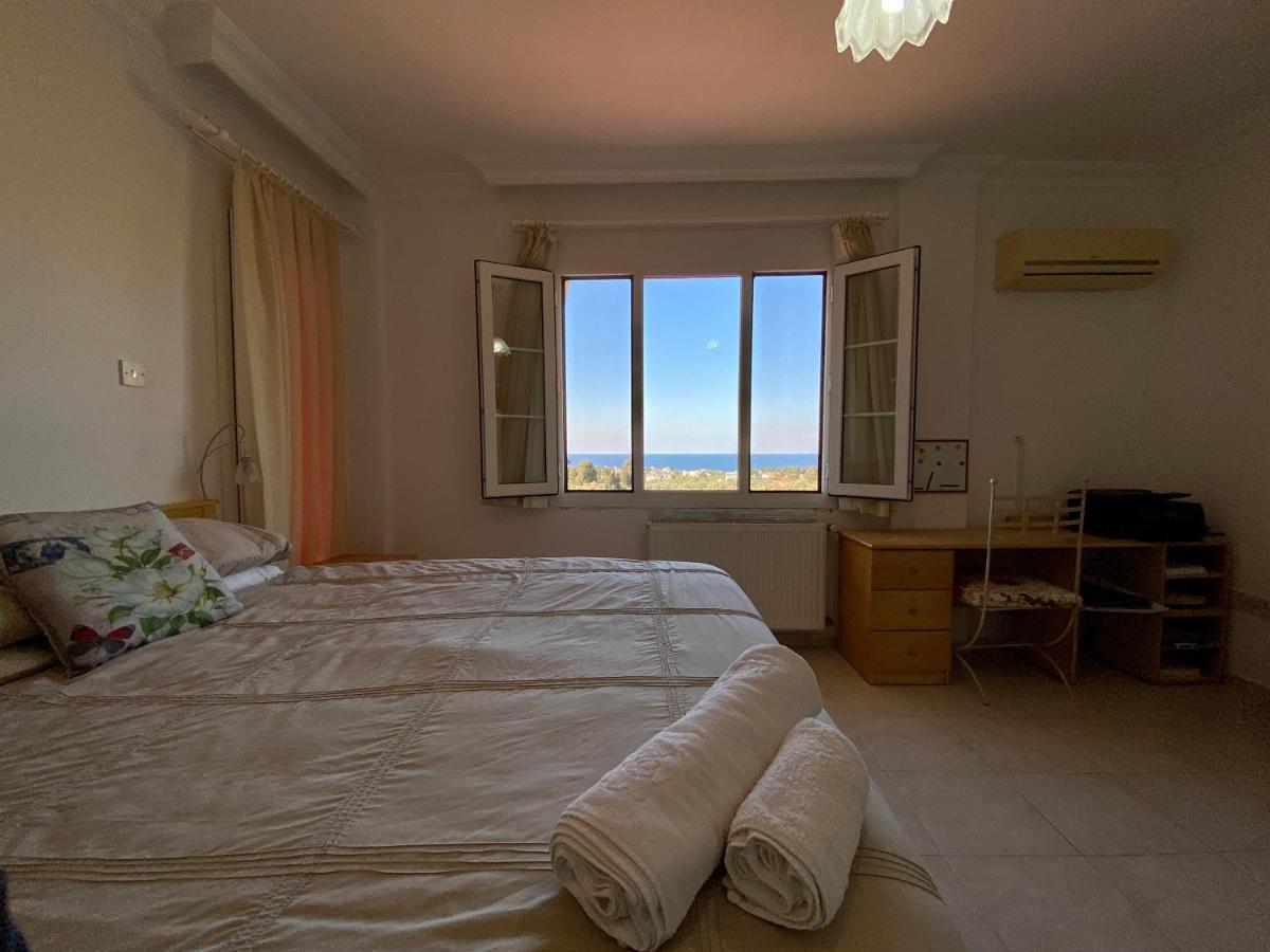 Villa 4 Bedroom Deluxe With Mountain And Sea View *