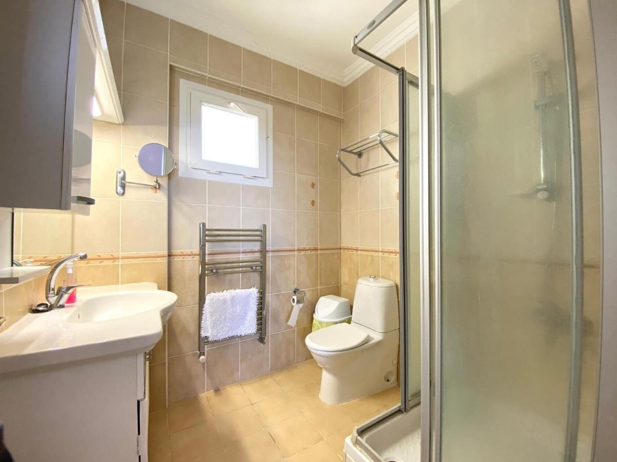 4 Bedroom Deluxe With Mountain And Sea View Kyrenia (Northern Cyprus)