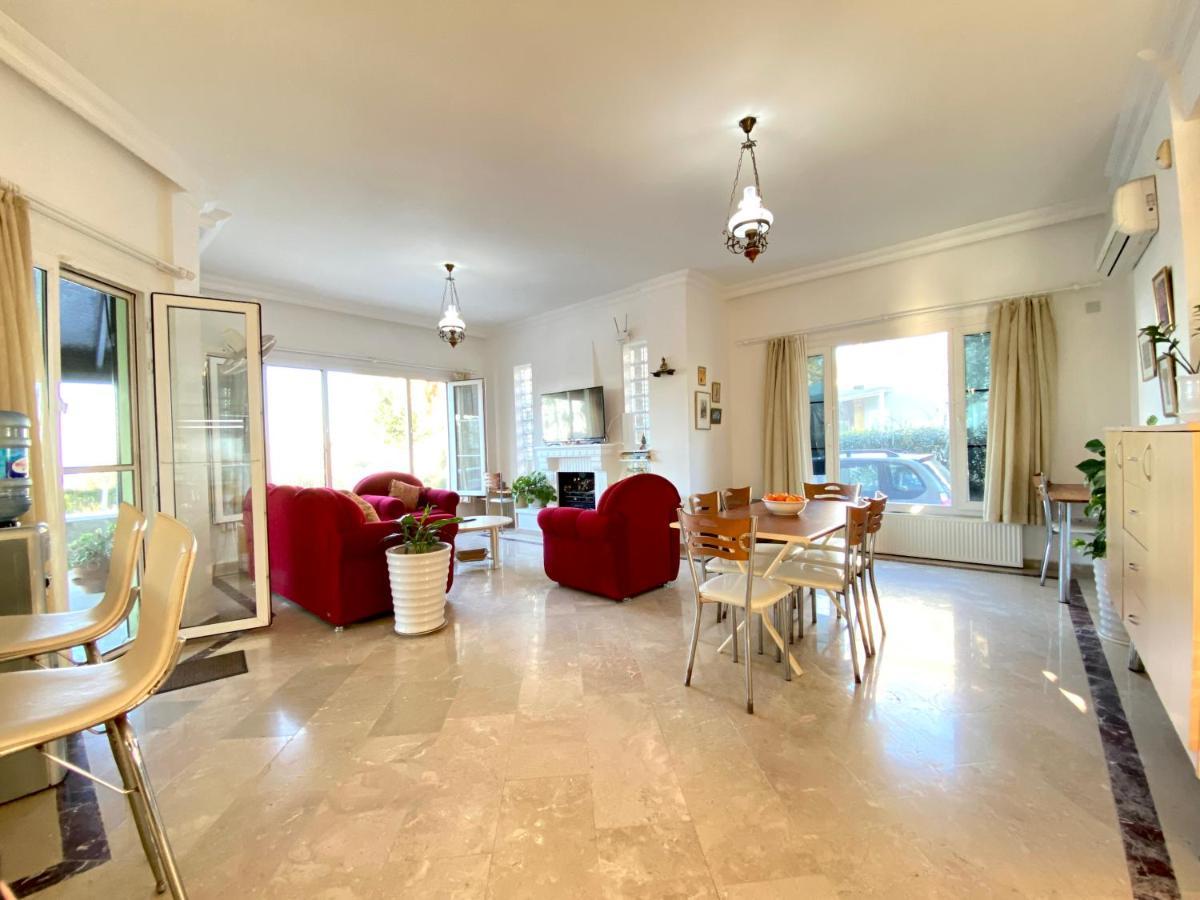 4 Bedroom Deluxe With Mountain And Sea View Kyrenia (Northern Cyprus)