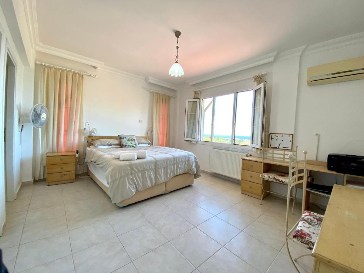 4 Bedroom Deluxe With Mountain And Sea View Villa